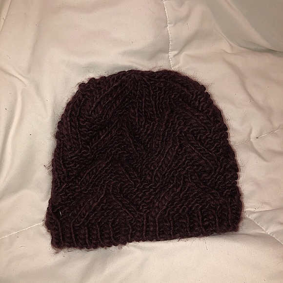 Boathouse Harlow cable knit toque - Picture 1 of 1